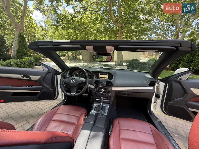 Кабриолет Mercedes-Benz E-Class 2011 в Одессе