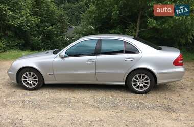 Седан Mercedes-Benz E-Class 2003 в 