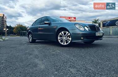 Седан Mercedes-Benz E-Class 2003 в Черновцах