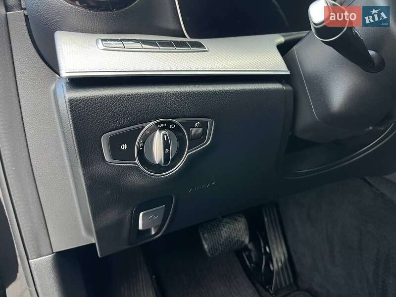 Седан Mercedes-Benz E-Class 2018 в Дубно