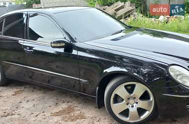 Седан Mercedes-Benz E-Class 2003 в 