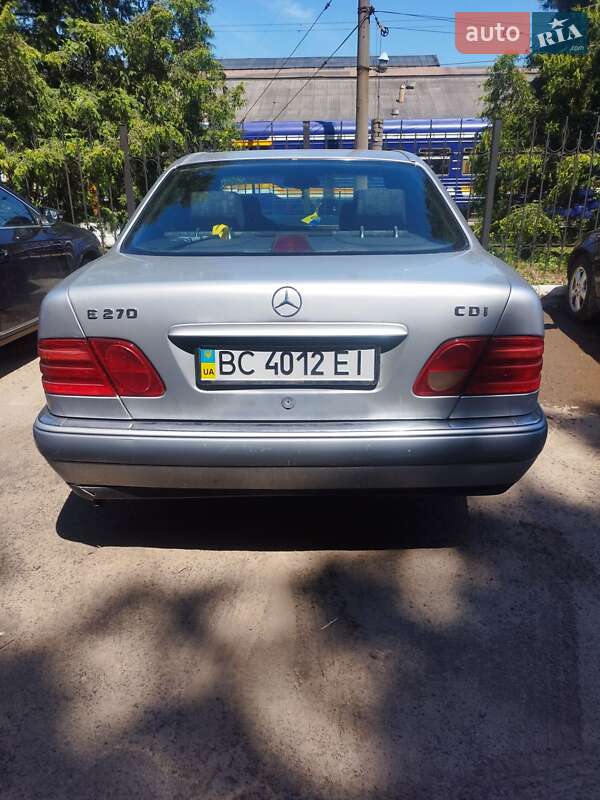 Седан Mercedes-Benz E-Class 1996 в Львові