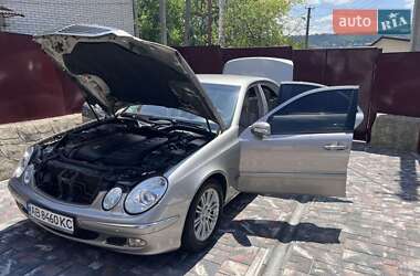Седан Mercedes-Benz E-Class 2004 в 