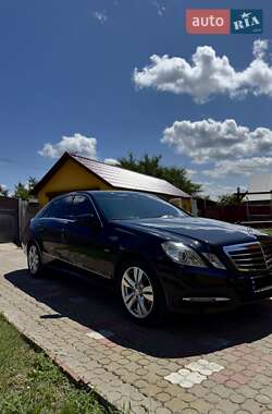 Седан Mercedes-Benz E-Class 2012 в 