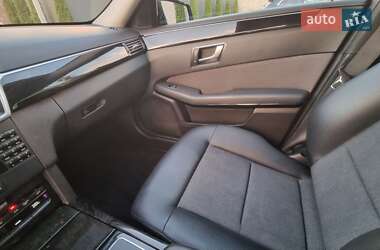 Седан Mercedes-Benz E-Class 2012 в 