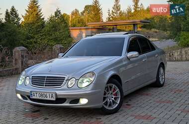 Седан Mercedes-Benz E-Class 2003 в Ивано-Франковске
