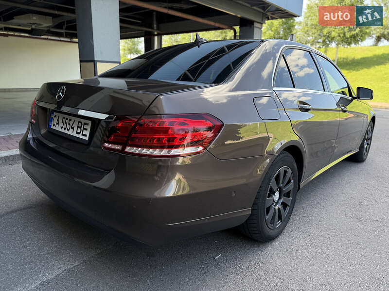 Седан Mercedes-Benz E-Class 2014 в Киеве