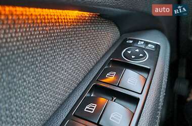 Седан Mercedes-Benz E-Class 2012 в 