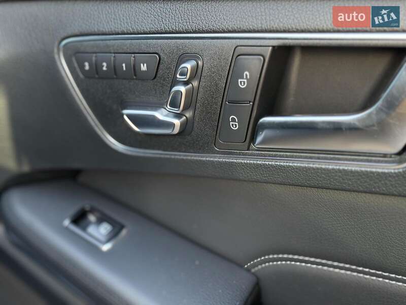 Седан Mercedes-Benz E-Class 2013 в Одессе