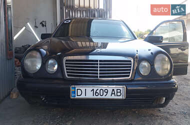 Седан Mercedes-Benz E-Class 1998 в Чернівцях
