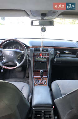 Седан Mercedes-Benz E-Class 2001 в 