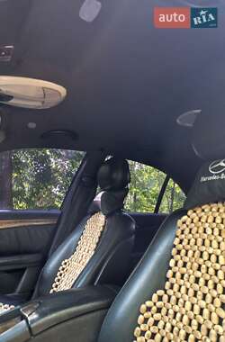 Седан Mercedes-Benz E-Class 2004 в 