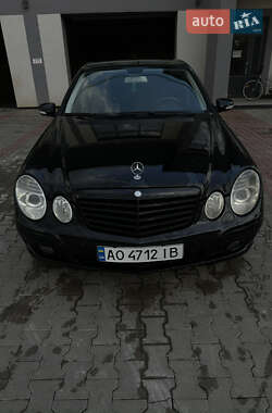 Седан Mercedes-Benz E-Class 2006 в 