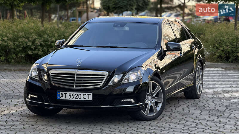Седан Mercedes-Benz E-Class 2009 в Ивано-Франковске