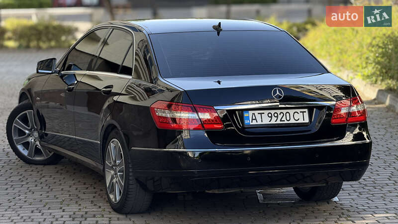 Седан Mercedes-Benz E-Class 2009 в Ивано-Франковске