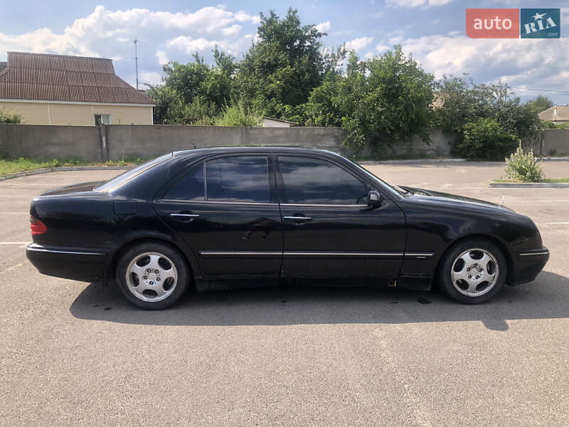 Седан Mercedes-Benz E-Class 1999 в Борисполе