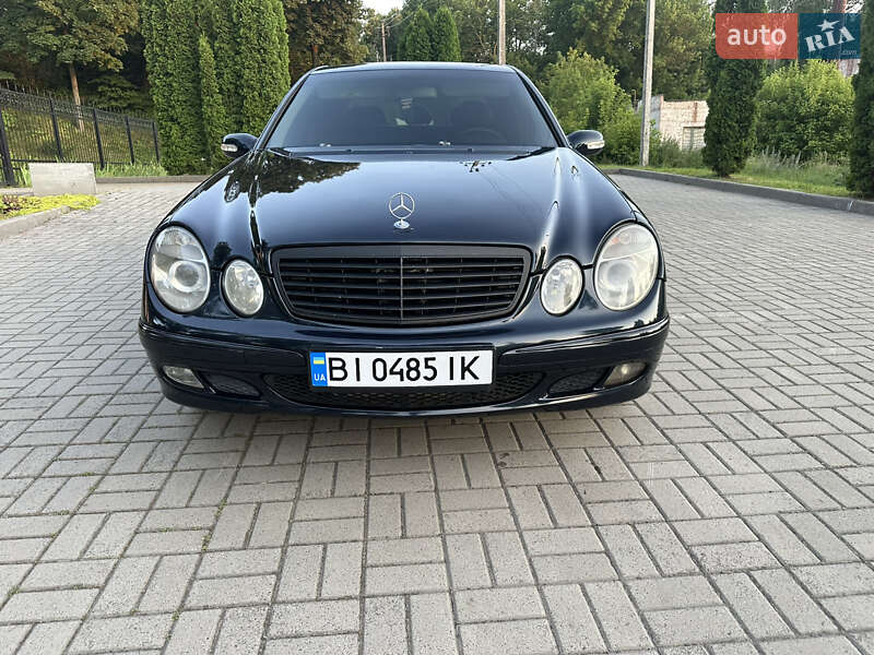 Седан Mercedes-Benz E-Class 2003 в 