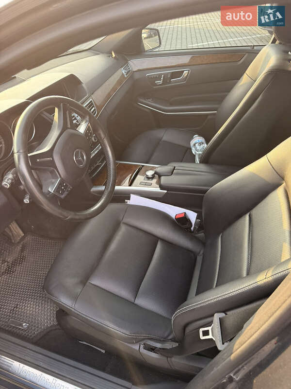 Седан Mercedes-Benz E-Class 2014 в Ужгороде