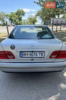 Седан Mercedes-Benz E-Class 1998 в 