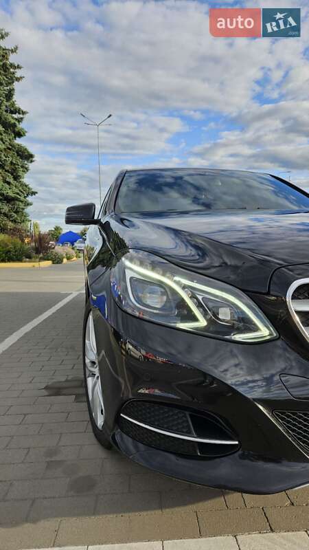 Седан Mercedes-Benz E-Class 2015 в Виннице