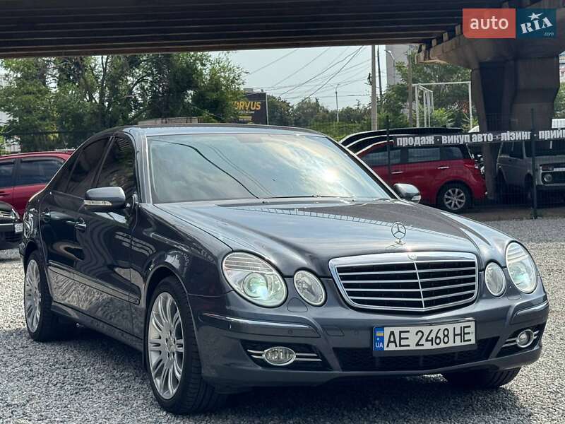 Седан Mercedes-Benz E-Class 2008 в Днепре