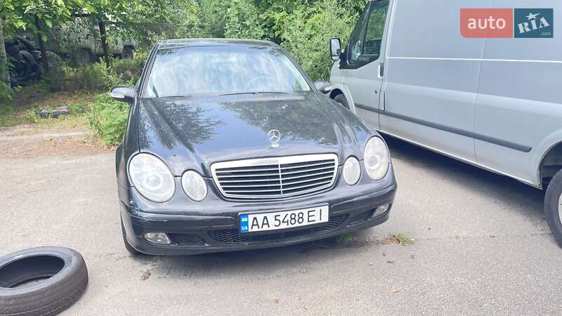 Mercedes-Benz E-Class 2002