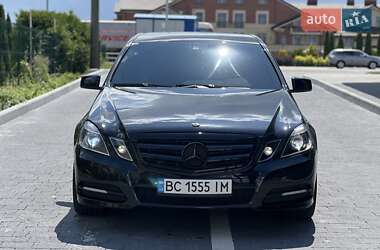 Седан Mercedes-Benz E-Class 2011 в 