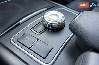 Седан Mercedes-Benz E-Class 2011 в 