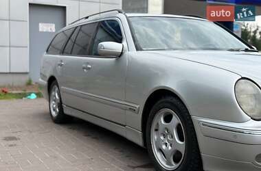 Универсал Mercedes-Benz E-Class 2000 в 