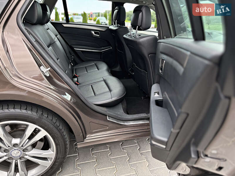 Универсал Mercedes-Benz E-Class 2015 в Черновцах