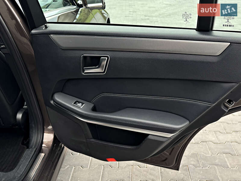 Универсал Mercedes-Benz E-Class 2015 в Черновцах