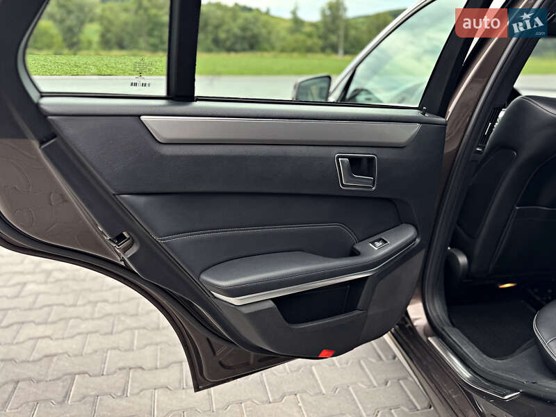 Универсал Mercedes-Benz E-Class 2015 в Черновцах
