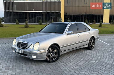 Седан Mercedes-Benz E-Class 2000 в 