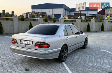 Седан Mercedes-Benz E-Class 2000 в 