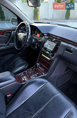 Седан Mercedes-Benz E-Class 2000 в 