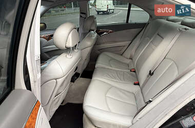 Седан Mercedes-Benz E-Class 2002 в 