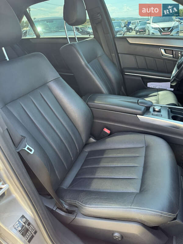 Седан Mercedes-Benz E-Class 2013 в Черновцах