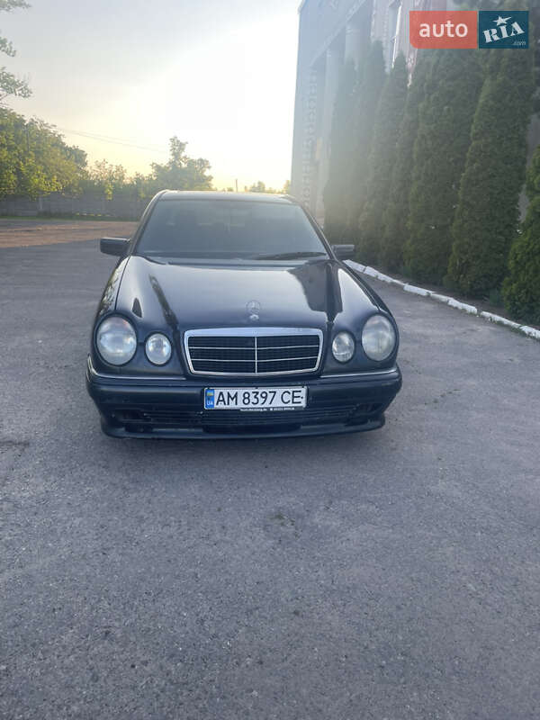 Mercedes-Benz E-Class 1997