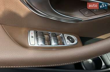 Седан Mercedes-Benz E-Class 2022 в 