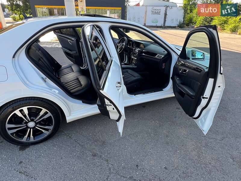 Седан Mercedes-Benz E-Class 2014 в Очакове