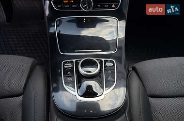 Универсал Mercedes-Benz E-Class 2017 в 