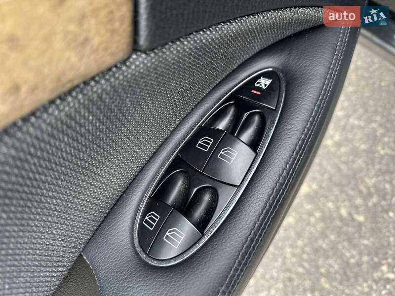 Седан Mercedes-Benz E-Class 2008 в Кривом Роге