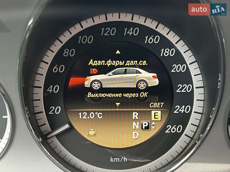 Седан Mercedes-Benz E-Class 2012 в Львове