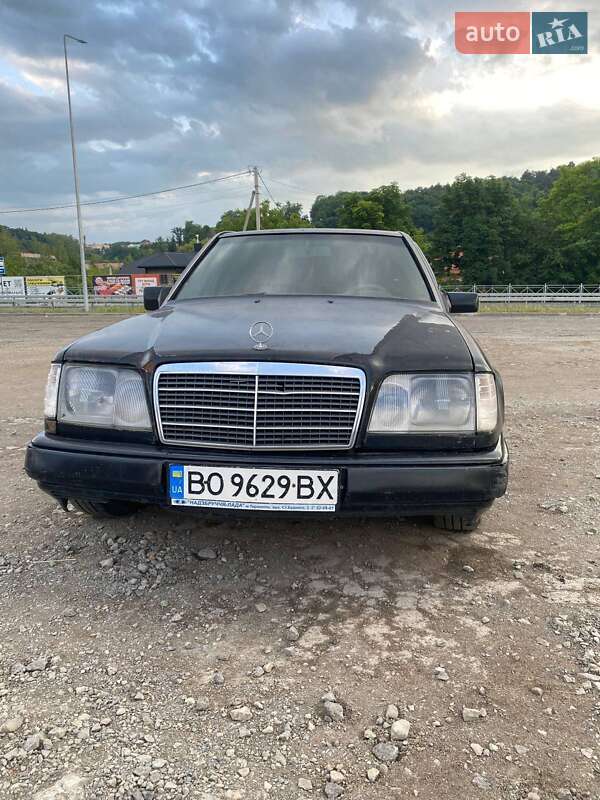 Седан Mercedes-Benz E-Class 1995 в Тернополе