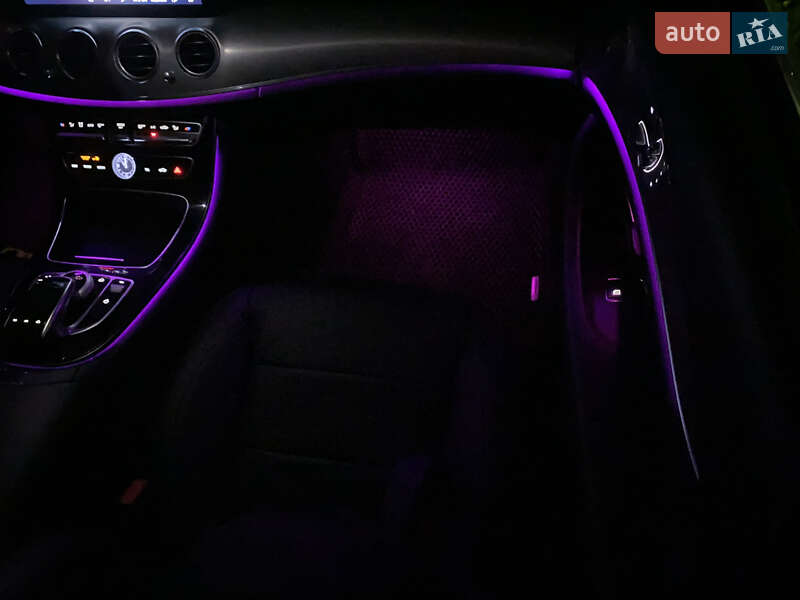 Седан Mercedes-Benz E-Class 2017 в Тернополе фото 78 Седан Mercedes-Benz E-Class 2017 в Тернополе