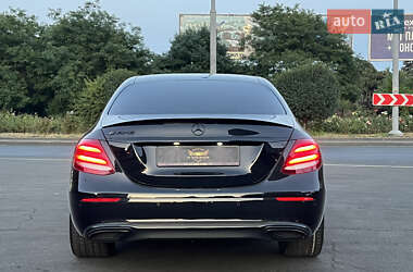 Седан Mercedes-Benz E-Class 2017 в 