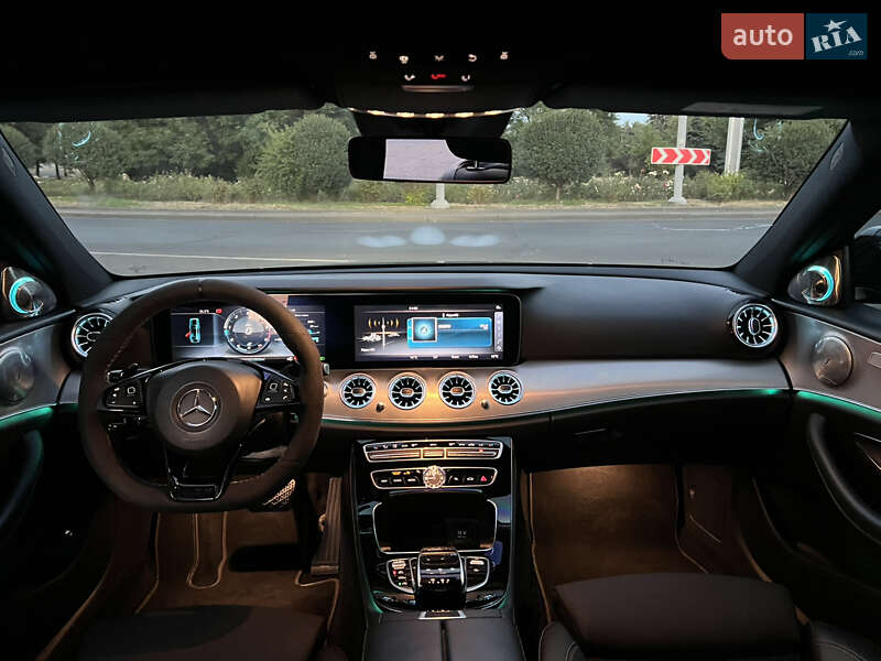 Седан Mercedes-Benz E-Class 2017 в Одессе