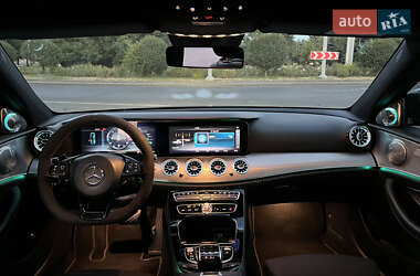 Седан Mercedes-Benz E-Class 2017 в 