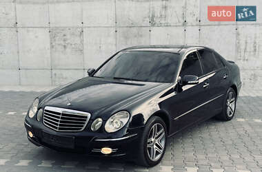 Седан Mercedes-Benz E-Class 2003 в 