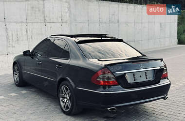 Седан Mercedes-Benz E-Class 2003 в 